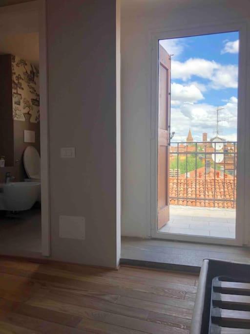 Romantic Attic Room With Panoramic View 볼로냐 외부 사진